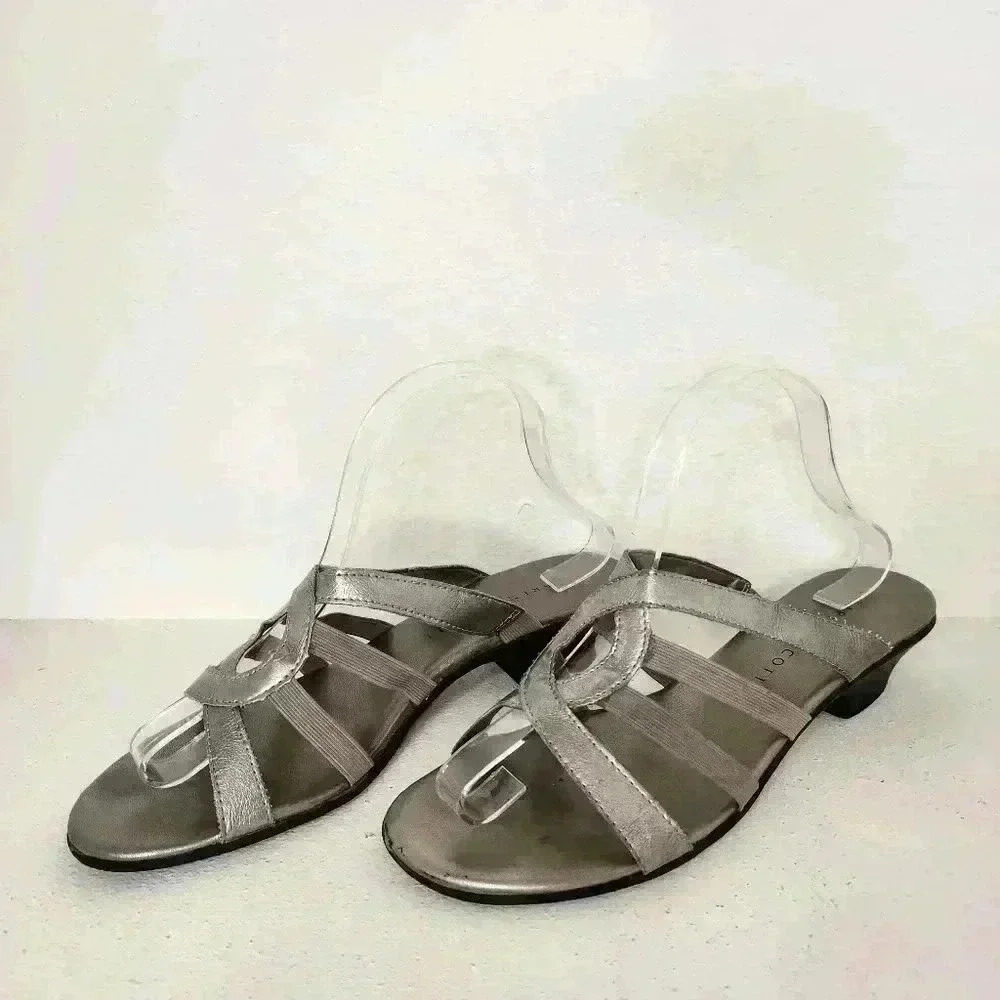 Karen Scott low heel sandle